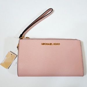 Michael Kors Jet Set Travel Leather Wristlet Pink